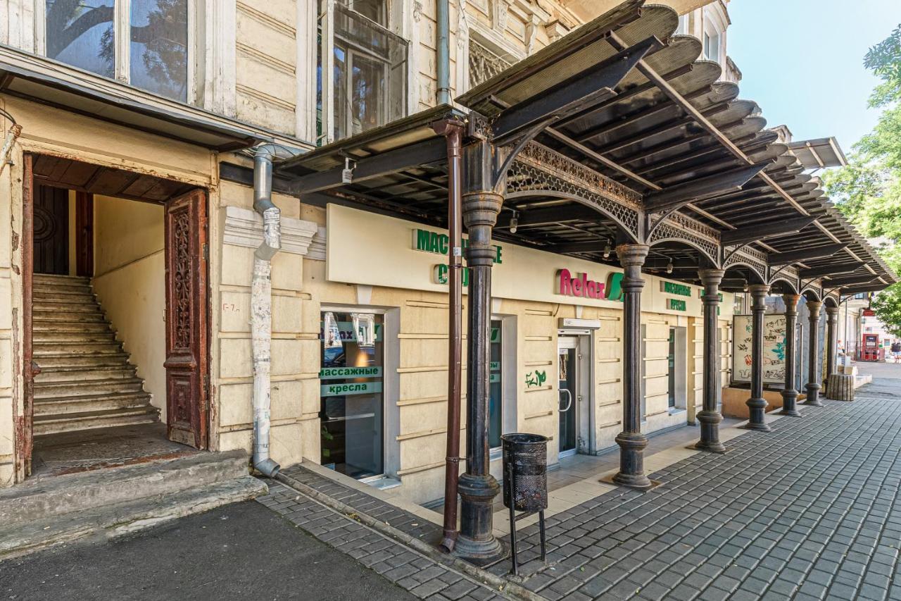 Nice Apartment In The City Center Odessa Ngoại thất bức ảnh